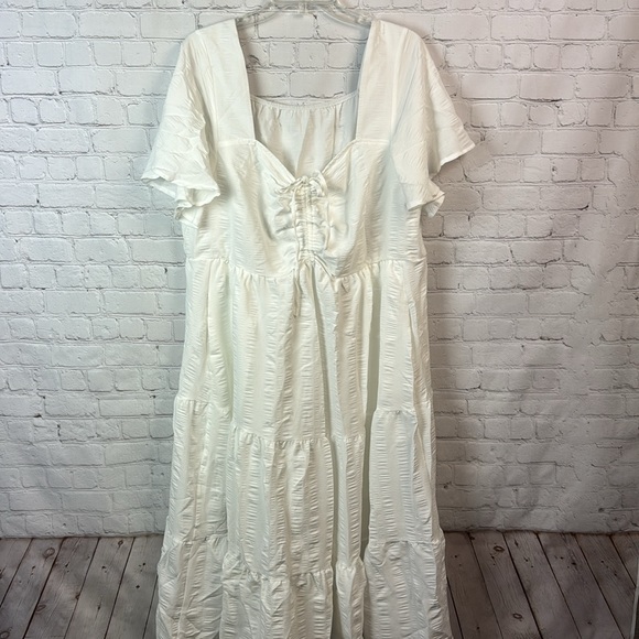 BloomChic White Drawstring Ruffle Sleeve Tiered Pocket Dress Plus Size 18/20 2X - Picture 2 of 7